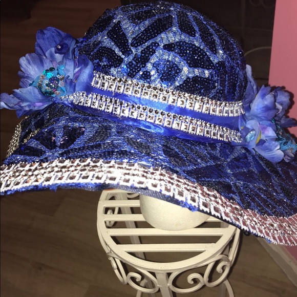 Special designed hat. main image 4
